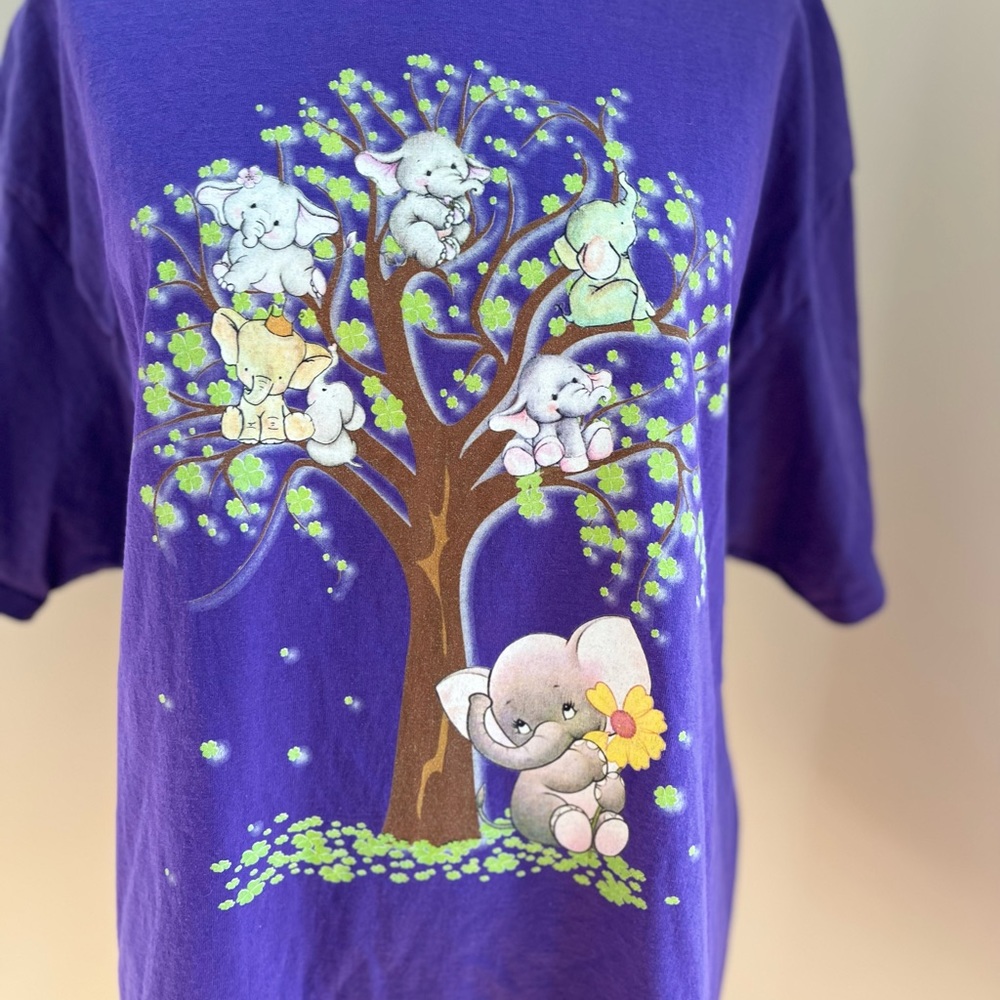 Hanes Tagless Tshirt size XL ladies purple cotton elephants in trees graphic - Picture 2 of 6